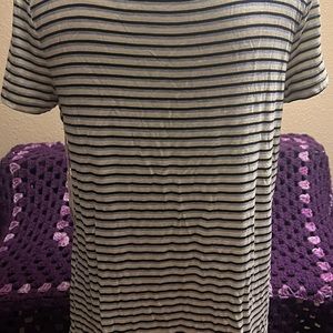 T-Shirt Grey, Black, Yellow, White Stripped.